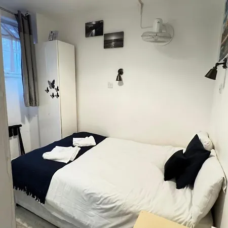 Earl'S Court Rooms